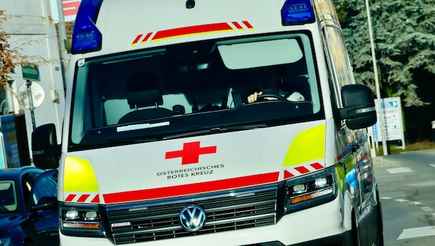 Die Rettung brachte vier Personen ins Spital, die beiden anderen begaben sich selbst dorthin ...
