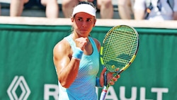 Julia Grabher durfte in RolandGarros über einen Auftaktsieg jubeln.