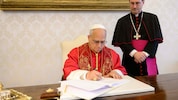 Nach einem Jahr im Amt veröffentlichte Papst Leo seine erste Enzyklika. 