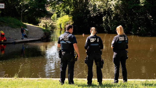 Großes Rätsel um den toten Elfjährigen – die Polizei ermittelt wegen eines Tötungsdelikts.