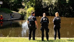 Großes Rätsel um den toten Elfjährigen – die Polizei ermittelt wegen eines Tötungsdelikts.