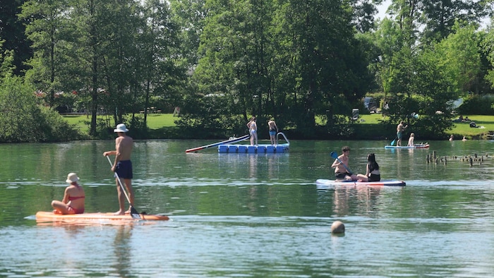Der Badesee in Wildenau ist schon ein wenig wärmer.