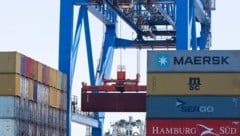 Container am Hafen in Boston