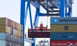 Container am Hafen in Boston