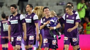 Ex-Austria Wien-Profi Georg Margreitter (2. v. links) heuert bei der Bundesligaaufsteiger ...