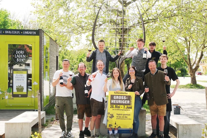Winzer und Gastronomen verwöhnen beim Großheurigen in Tattendorf mit edlen Tropfen und ...