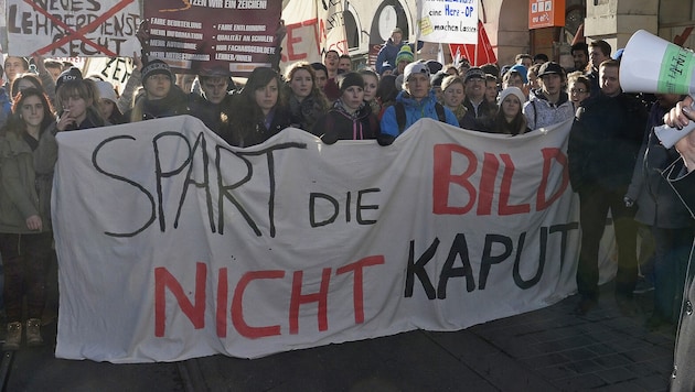 Studierende warnen vor massiven Folgen für Forschung, Lehre und den Wissenschaftsstandort ...
