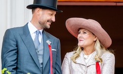 Kronprinz Haakon sprach bei einem Pressetermin über den Gesundheitszustand seiner Ehefrau ...