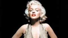 „Ein blondes Gift, das den Männern den Kopf verdreht – aber selbst keinen hat“ – Marilyn Monroe ...