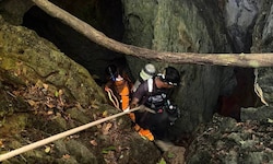 Ein australischer Höhlentaucher hat womöglich einen neuen Zugang zu dem Teil der Höhle gefunden, ...