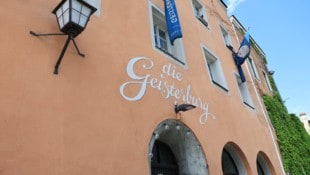 Die Haller Geisterburg ist pleite und schließt.