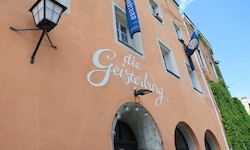 Die Haller Geisterburg ist pleite und schließt.