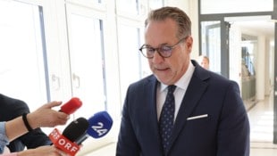 HC Strache bei seinem Strafprozess am Mittwoch im Wiener Landesgericht.