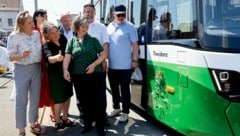 Bim-Taufe mit Namensgeberin Theodora Acham, Elke Kahr, Judith Schwentner, dem ...