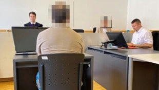 Der Angeklagte stellte sich vor Gericht als unwissender Beteiligter vor – das glaubte ihm der ...
