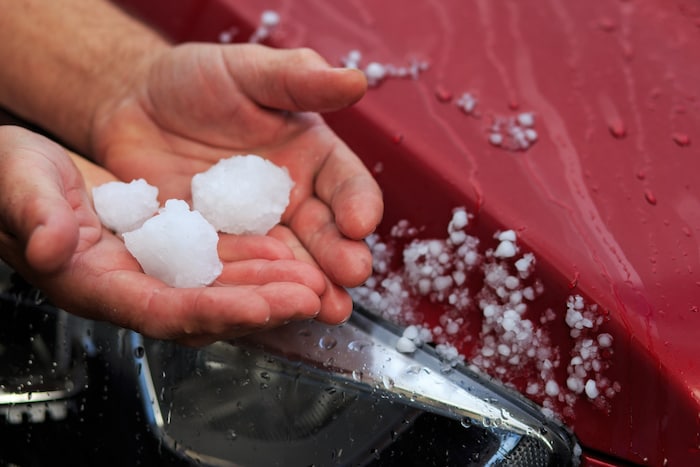Lokal ziehen am Mittwoch teils heftige Gewitter durch, auch Hagel ist möglich.