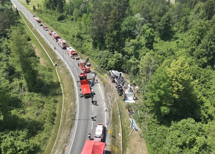 Drei Feuerwehren im Einsatz auf der Infineon Straße.