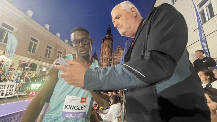 Endi Kingley und Trainer Roland Werthner