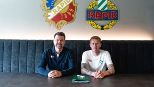 Sportchef Markus Katzer (li.) mit Neo-Rapidler Tonni Adamsen