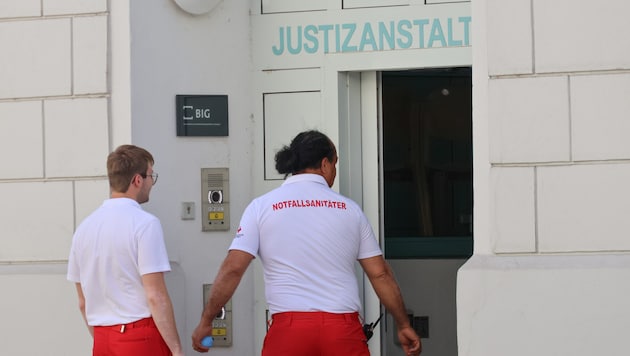 Rettung und Feuerwehr wurden gerufen.