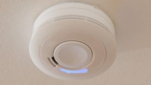 Der Brandmelder hatte Alarm geschlagen (Symbolbild).