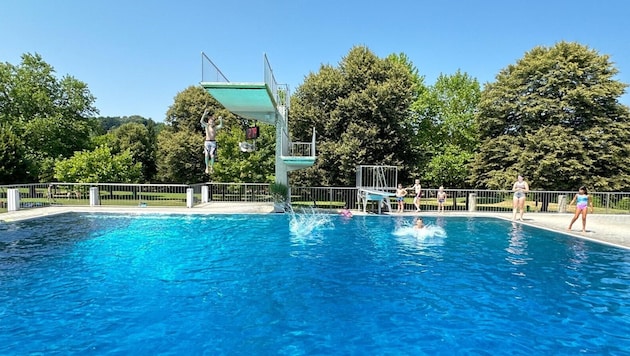 Das Freibad Jennersdorf ist der größte Ausreißer bei den Preiserhöhungen.