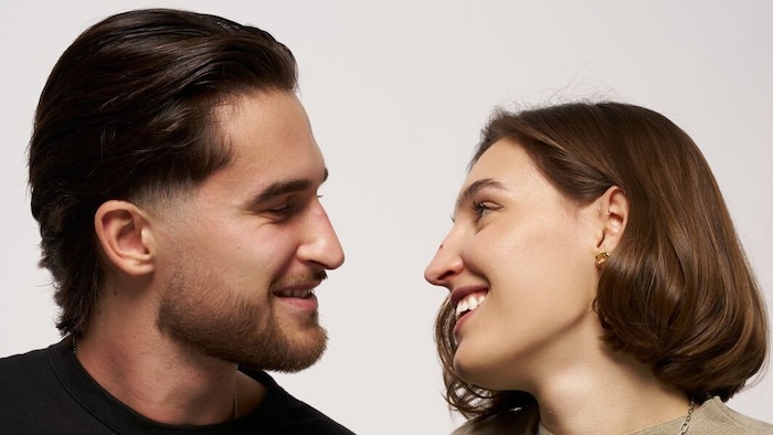 Maximilian Rebernig und seine Leonie (re.) geben sich das „Ja-Wort“.