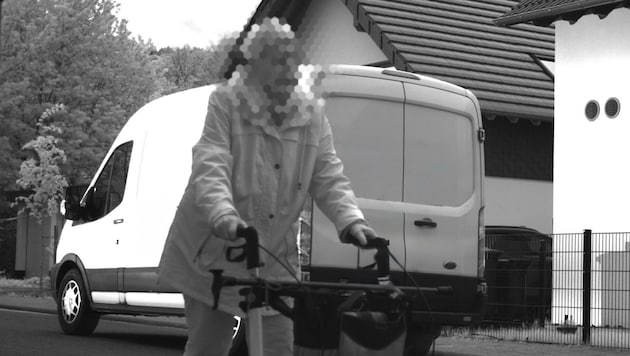 Die ältere Dame habe laut Polizei sehr gelassen auf dem Blitzerfoto ausgesehen.
