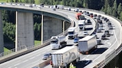 Es wird wohl um einiges schlimmer als am Bild: Am Samstag dürften die Autos am Brenner ...