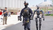 Noch nicht im Einsatz, aber bereit: Humanoide Spezialeinheit der Polizei.