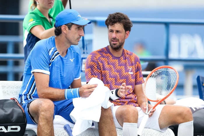 Philipp Oswald und Robin Haase verbinden nicht nur viele gemeinsame Spiele sondern auch eine ...