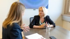 Die Ankündigung der Bundesregierung gehöre „revidiert“, so AAU-Rektorin Ada Pellert.