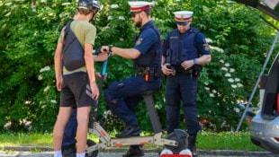 Die E-Scooter kamen auf die Geschwindigkeitswalze