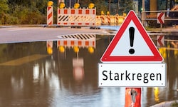 In Deutschland wüteten in der Nacht auf Donnerstag schwere Unwetter. Sogar ein Tornado in ...