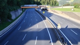 Statt kilometerlanger Staus herrschte Samstagfrüh am Brenner noch überraschende Ruhe. Die ...