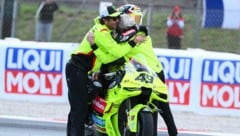 Gehen wohl getrennte Wege: Rossi und Siegfahrer Di Giannantonio