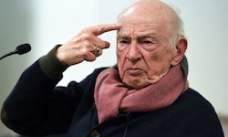 Edgar Morin, eine der prägenden intellektuellen Stimmen Frankreichs und ehemaliger ...