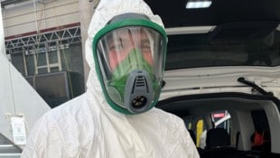 Richard Müller, vorbereitet für die „Ebola-Überstellung“