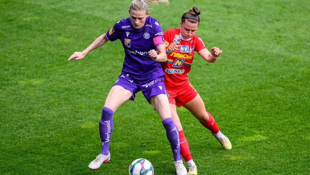 Carina Wenninger (li.) und Co. sind Meister.