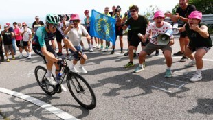 Felix Gall ist beim Giro nicht zu stoppen. Die Fans lieben ihn. 