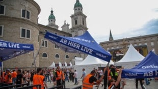 Gegen 18.10 Uhr musste das Gelände wegen der Unwetterwarnung geräumt werden.