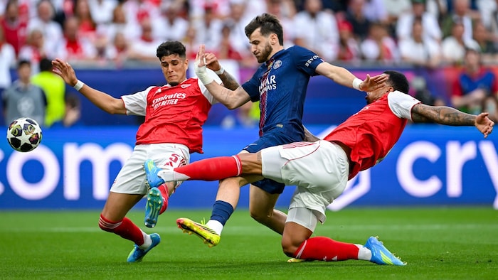 PSG und Arsenal lieferten sich ein Duell auf Augenhöhe.