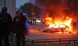 In Paris ist die Situation nach dem Champions-League-Sieg von PSG eskaliert.