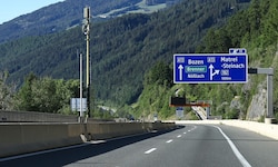 Nach der Brenner-Sperre am Samstag war es auch am Sonntag auf der Nord-Süd-Verbindung recht ...