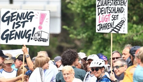 Tausende Teilnehmer kamen zur Brenner-Demo am Samstag.