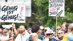Tausende Teilnehmer kamen zur Brenner-Demo am Samstag.