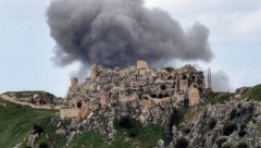 Die Kreuzritterfestung Beaufort, die israelische Soldaten eingenommen haben, liegt in der Nähe ...