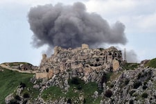 Die Kreuzritterfestung Beaufort, die israelische Soldaten eingenommen haben, liegt in der Nähe ...