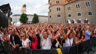 Insgesamt 25.000 Fans feierten zwei Abende lang ein friedliches und ausgelassenes Musikfest.