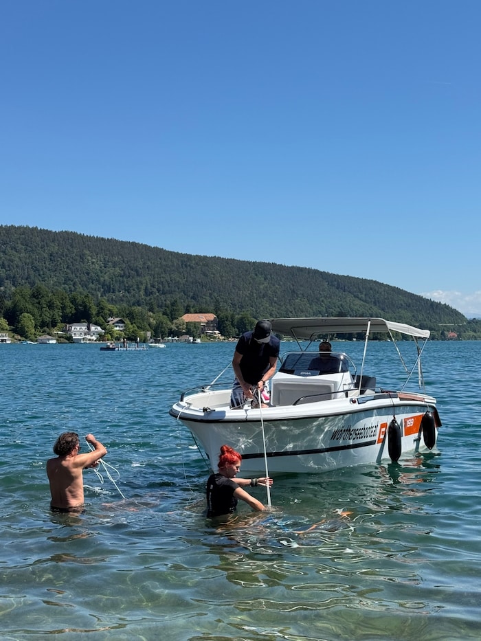Hier sollen die Weinflaschen ein Jahr lang unter Wasser reifen – geschützt von Licht, ...